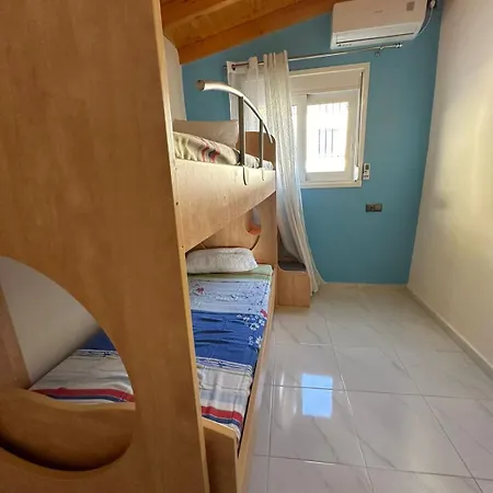 Σπίτι Στα Βασιλικά Σαλαμίνας Apartment Exterior photo